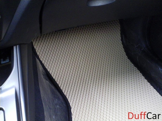 Автомобильные коврики Subaru Impreza II правый руль (1998 - 2002)