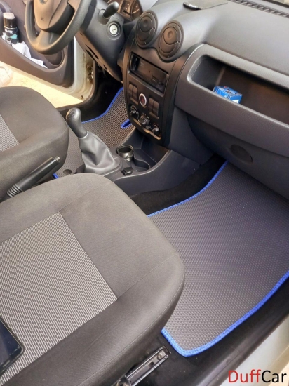 Автомобильные коврики Renault Sandero II (2014 -2018)